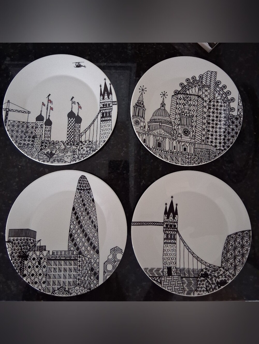Royal Doulton "London Calking" Set of 4 London Landmark Plates